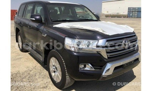 Acheter Import Voiture Toyota Land Cruiser Noir à Import - Dubai, Ouganda Acheter Import Voiture Toyota Land Cruiser Noir à Import - Dubai, Ouganda