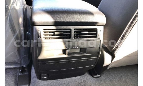 Gura Imported Toyota Land Cruiser Black Imodoka i Import - Dubai mu Uganda Gura Imported Toyota Land Cruiser Black Imodoka i Import - Dubai mu Uganda