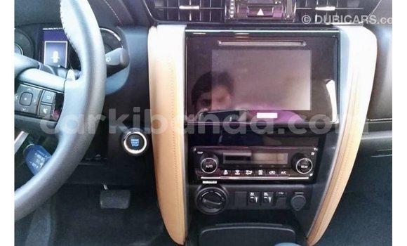 Gura Imported Toyota Fortuner White Imodoka i Import - Dubai mu Uganda Gura Imported Toyota Fortuner White Imodoka i Import - Dubai mu Uganda