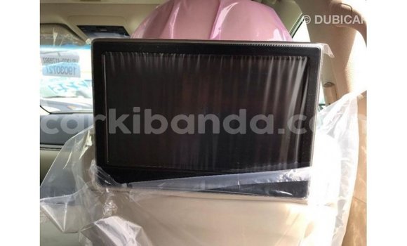 Gura Imported Toyota Land Cruiser Black Imodoka i Import - Dubai mu Uganda Gura Imported Toyota Land Cruiser Black Imodoka i Import - Dubai mu Uganda
