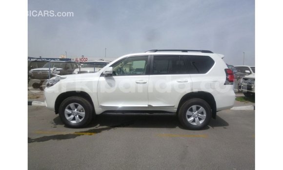 Gura Imported Toyota Prado White Imodoka i Import - Dubai mu Uganda Gura Imported Toyota Prado White Imodoka i Import - Dubai mu Uganda