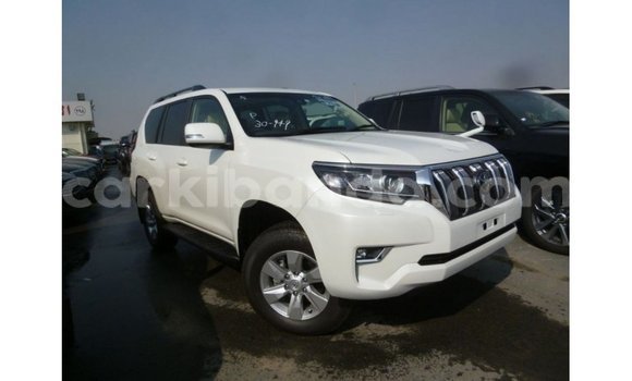 Gura Imported Toyota Prado White Imodoka i Import - Dubai mu Uganda Gura Imported Toyota Prado White Imodoka i Import - Dubai mu Uganda