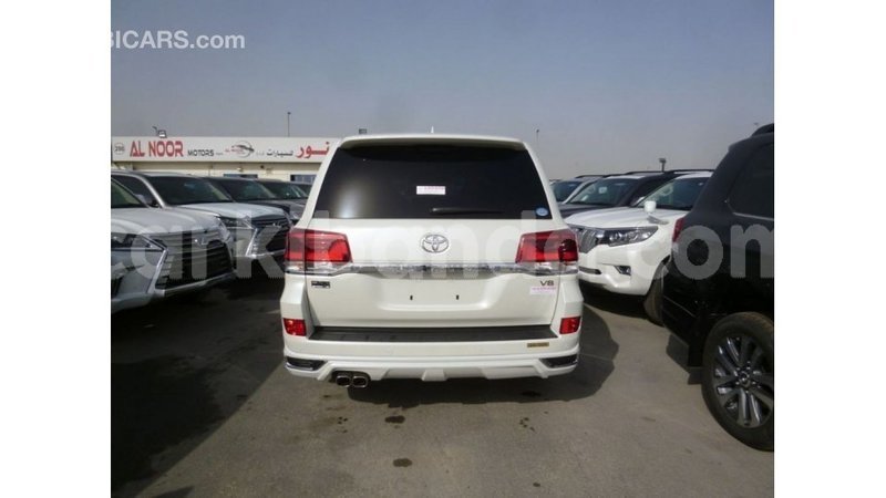 Big with watermark toyota land cruiser uganda import dubai 9341