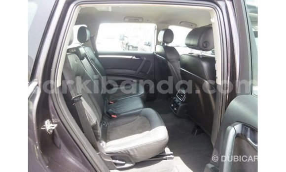 Gura Imported Audi Q7 Black Imodoka i Import - Dubai mu Uganda Gura Imported Audi Q7 Black Imodoka i Import - Dubai mu Uganda