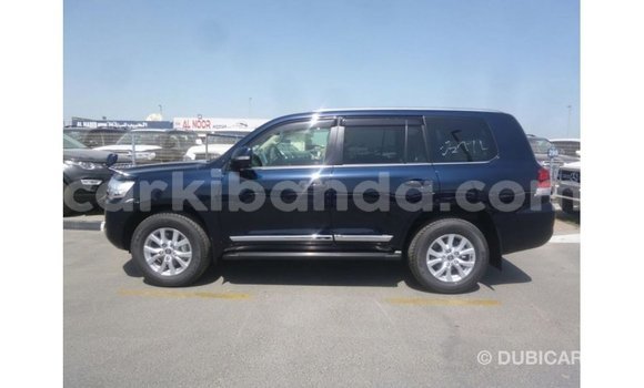 Gura Imported Toyota Land Cruiser Blue Imodoka i Import - Dubai mu Uganda Gura Imported Toyota Land Cruiser Blue Imodoka i Import - Dubai mu Uganda