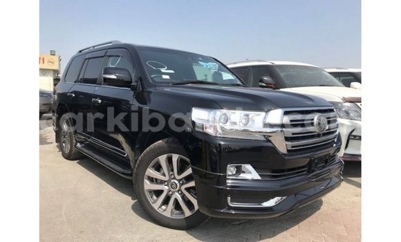 Gura Imported Toyota Land Cruiser Black Imodoka i Import - Dubai mu Uganda Gura Imported Toyota Land Cruiser Black Imodoka i Import - Dubai mu Uganda