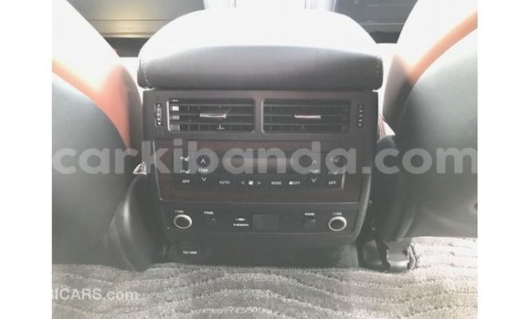 Gura Imported Toyota Land Cruiser Black Imodoka i Import - Dubai mu Uganda Gura Imported Toyota Land Cruiser Black Imodoka i Import - Dubai mu Uganda