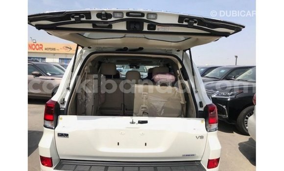 Buy Import Toyota Land Cruiser White Car in Import - Dubai in Uganda Buy Import Toyota Land Cruiser White Car in Import - Dubai in Uganda