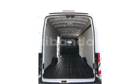 Buy Import Ford Club Wagon White Car in Import - Dubai in Uganda Buy Import Ford Club Wagon White Car in Import - Dubai in Uganda