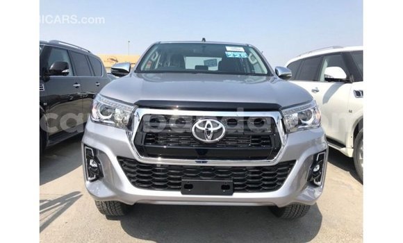 Nunua Imported Toyota Hilux Nyingine Gari ndani ya Import - Dubai nchini Uganda Nunua Imported Toyota Hilux Nyingine Gari ndani ya Import - Dubai nchini Uganda