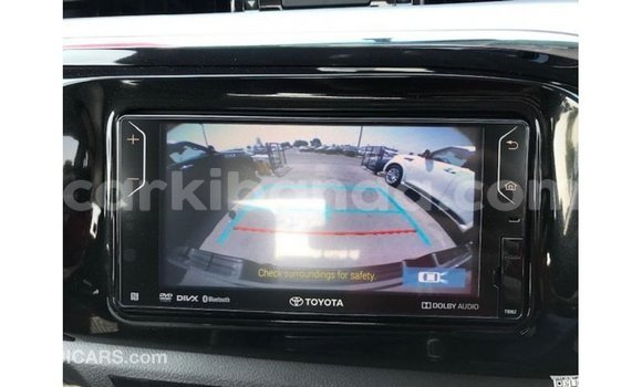 Nunua Imported Toyota Hilux Nyingine Gari ndani ya Import - Dubai nchini Uganda Nunua Imported Toyota Hilux Nyingine Gari ndani ya Import - Dubai nchini Uganda