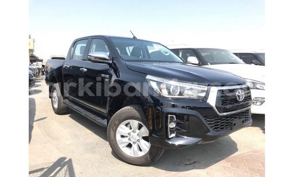 Gura Imported Toyota Hilux Black Imodoka i Import - Dubai mu Uganda Gura Imported Toyota Hilux Black Imodoka i Import - Dubai mu Uganda