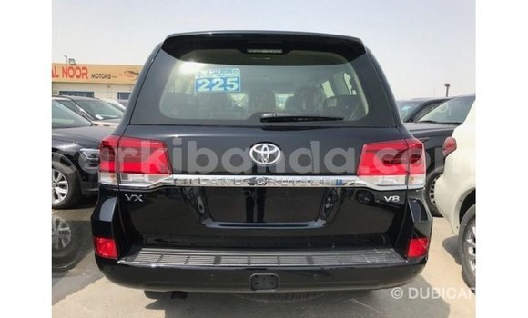 Gura Imported Toyota Land Cruiser Black Imodoka i Import - Dubai mu Uganda Gura Imported Toyota Land Cruiser Black Imodoka i Import - Dubai mu Uganda