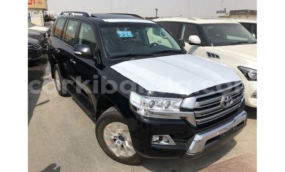 Gura Imported Toyota Land Cruiser Black Imodoka i Import - Dubai mu Uganda Gura Imported Toyota Land Cruiser Black Imodoka i Import - Dubai mu Uganda