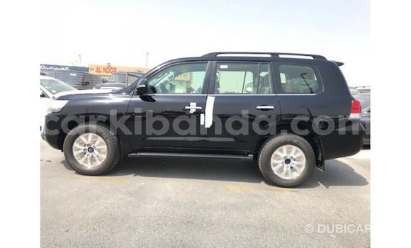 Gura Imported Toyota Land Cruiser Black Imodoka i Import - Dubai mu Uganda Gura Imported Toyota Land Cruiser Black Imodoka i Import - Dubai mu Uganda