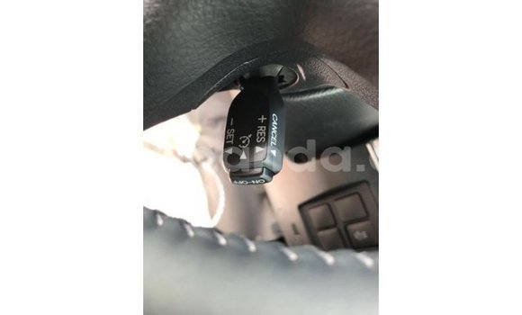 Gura Imported Toyota Land Cruiser Black Imodoka i Import - Dubai mu Uganda Gura Imported Toyota Land Cruiser Black Imodoka i Import - Dubai mu Uganda