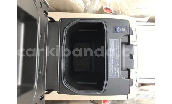 Nunua Imported Toyota Land Cruiser Nyingine Gari ndani ya Import - Dubai nchini Uganda Nunua Imported Toyota Land Cruiser Nyingine Gari ndani ya Import - Dubai nchini Uganda