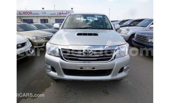 Gura Imported Toyota Hilux Other Imodoka i Import - Dubai mu Uganda Gura Imported Toyota Hilux Other Imodoka i Import - Dubai mu Uganda