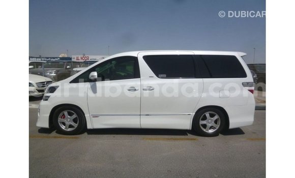 Nunua Imported Toyota Vellfire Nyeupe Gari ndani ya Import - Dubai nchini Uganda Nunua Imported Toyota Vellfire Nyeupe Gari ndani ya Import - Dubai nchini Uganda