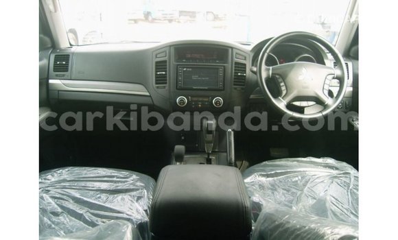 Gura Imported Mitsubishi Pajero Black Imodoka i Import - Dubai mu Uganda Gura Imported Mitsubishi Pajero Black Imodoka i Import - Dubai mu Uganda