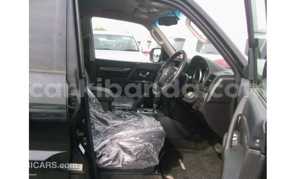 Gura Imported Mitsubishi Pajero Black Imodoka i Import - Dubai mu Uganda Gura Imported Mitsubishi Pajero Black Imodoka i Import - Dubai mu Uganda