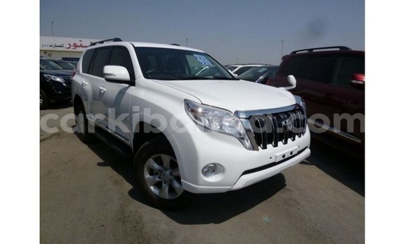 Gura Imported Toyota Prado White Imodoka i Import - Dubai mu Uganda Gura Imported Toyota Prado White Imodoka i Import - Dubai mu Uganda