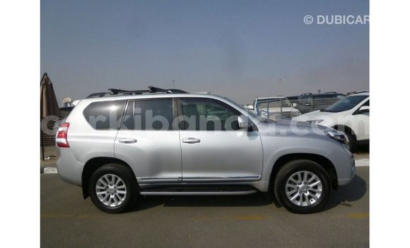 Nunua Imported Toyota Prado Nyingine Gari ndani ya Import - Dubai nchini Uganda Nunua Imported Toyota Prado Nyingine Gari ndani ya Import - Dubai nchini Uganda