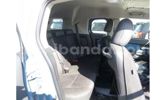 Nunua Imported Toyota FJ Cruiser Bluu Gari ndani ya Import - Dubai nchini Uganda Nunua Imported Toyota FJ Cruiser Bluu Gari ndani ya Import - Dubai nchini Uganda