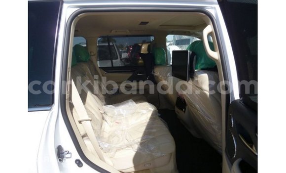 Gura Imported Lexus LX White Imodoka i Import - Dubai mu Uganda Gura Imported Lexus LX White Imodoka i Import - Dubai mu Uganda