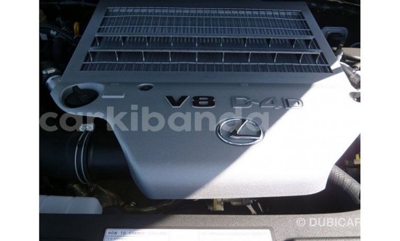 Gura Imported Lexus LX White Imodoka i Import - Dubai mu Uganda Gura Imported Lexus LX White Imodoka i Import - Dubai mu Uganda