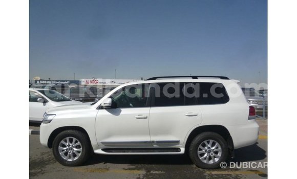 Buy Import Toyota Land Cruiser White Car in Import - Dubai in Uganda Buy Import Toyota Land Cruiser White Car in Import - Dubai in Uganda