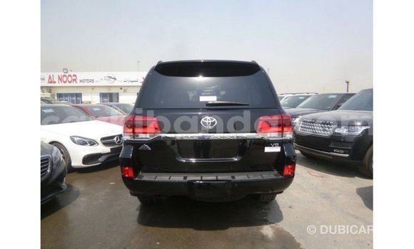 Gura Imported Toyota Land Cruiser Black Imodoka i Import - Dubai mu Uganda Gura Imported Toyota Land Cruiser Black Imodoka i Import - Dubai mu Uganda