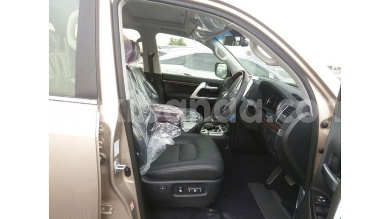 Big with watermark toyota land cruiser uganda import dubai 9409