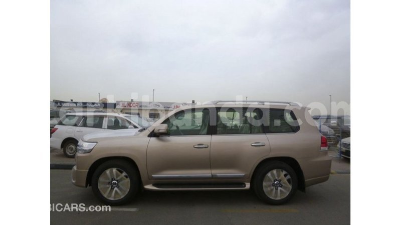 Big with watermark toyota land cruiser uganda import dubai 9409