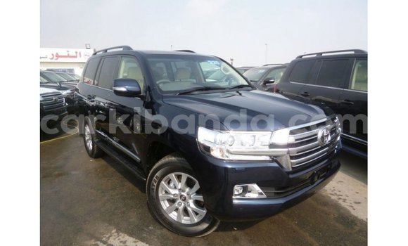 Gura Imported Toyota Land Cruiser Blue Imodoka i Import - Dubai mu Uganda Gura Imported Toyota Land Cruiser Blue Imodoka i Import - Dubai mu Uganda