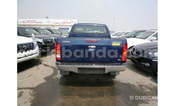 Acheter Import Voiture Toyota Hilux Bleu à Import - Dubai, Ouganda Acheter Import Voiture Toyota Hilux Bleu à Import - Dubai, Ouganda