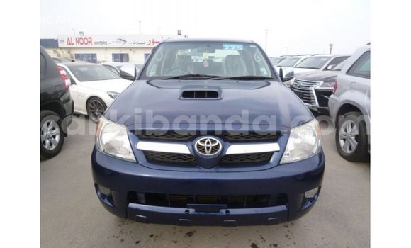 Gura Imported Toyota Hilux Blue Imodoka i Import - Dubai mu Uganda Gura Imported Toyota Hilux Blue Imodoka i Import - Dubai mu Uganda