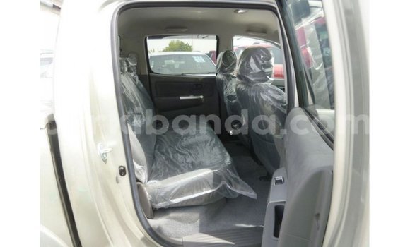 Gura Imported Toyota Hilux Other Imodoka i Import - Dubai mu Uganda Gura Imported Toyota Hilux Other Imodoka i Import - Dubai mu Uganda