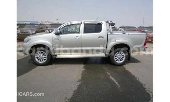 Gura Imported Toyota Hilux Other Imodoka i Import - Dubai mu Uganda Gura Imported Toyota Hilux Other Imodoka i Import - Dubai mu Uganda