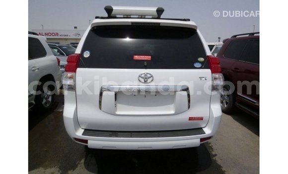 Gura Imported Toyota Prado White Imodoka i Import - Dubai mu Uganda Gura Imported Toyota Prado White Imodoka i Import - Dubai mu Uganda