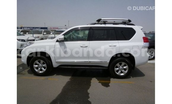 Gura Imported Toyota Prado White Imodoka i Import - Dubai mu Uganda Gura Imported Toyota Prado White Imodoka i Import - Dubai mu Uganda