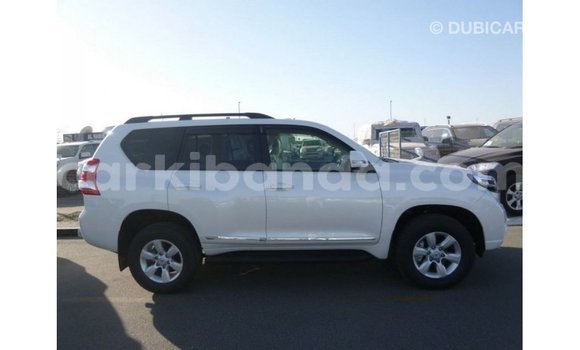 Gura Imported Toyota Prado White Imodoka i Import - Dubai mu Uganda Gura Imported Toyota Prado White Imodoka i Import - Dubai mu Uganda