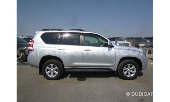 Nunua Imported Toyota Prado Nyingine Gari ndani ya Import - Dubai nchini Uganda Nunua Imported Toyota Prado Nyingine Gari ndani ya Import - Dubai nchini Uganda