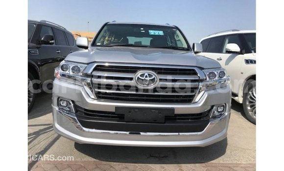 Nunua Imported Toyota Land Cruiser Nyingine Gari ndani ya Import - Dubai nchini Uganda Nunua Imported Toyota Land Cruiser Nyingine Gari ndani ya Import - Dubai nchini Uganda