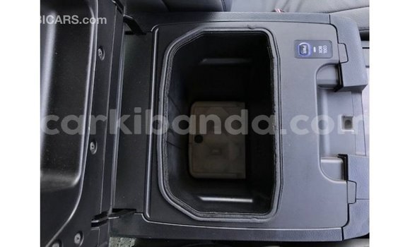 Nunua Imported Toyota Land Cruiser Nyingine Gari ndani ya Import - Dubai nchini Uganda Nunua Imported Toyota Land Cruiser Nyingine Gari ndani ya Import - Dubai nchini Uganda