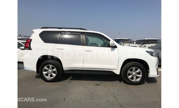 Gura Imported Toyota Prado White Imodoka i Import - Dubai mu Uganda Gura Imported Toyota Prado White Imodoka i Import - Dubai mu Uganda