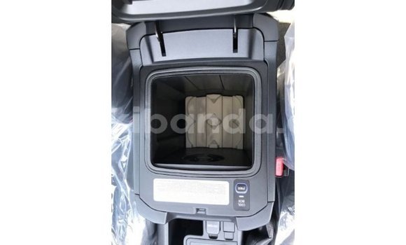 Acheter Import Voiture Toyota Prado Noir à Import - Dubai, Ouganda Acheter Import Voiture Toyota Prado Noir à Import - Dubai, Ouganda