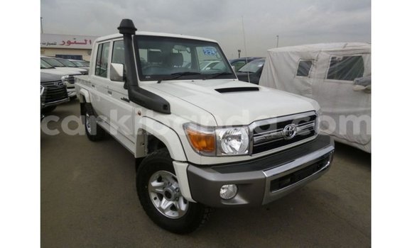 Buy Import Toyota Land Cruiser White Car in Import - Dubai in Uganda Buy Import Toyota Land Cruiser White Car in Import - Dubai in Uganda