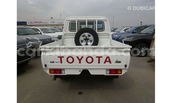 Buy Import Toyota Land Cruiser White Car in Import - Dubai in Uganda Buy Import Toyota Land Cruiser White Car in Import - Dubai in Uganda