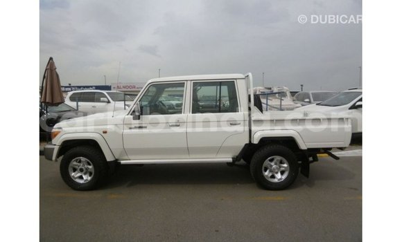 Buy Import Toyota Land Cruiser White Car in Import - Dubai in Uganda Buy Import Toyota Land Cruiser White Car in Import - Dubai in Uganda